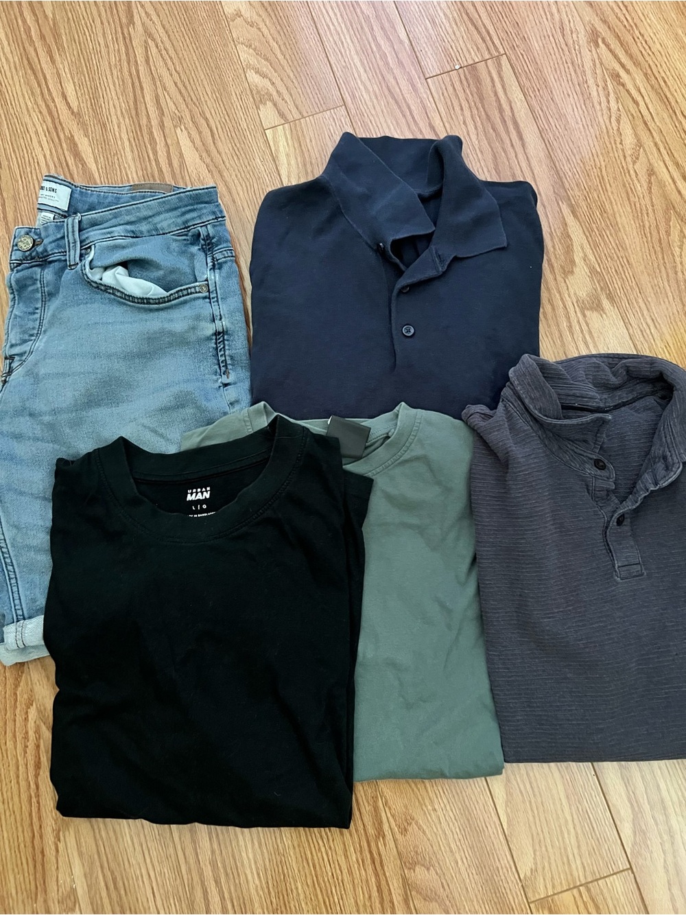 Bundle of men’s clothes size L